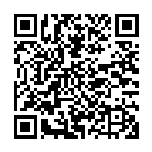 李峰还是用极品魔晶石从邹鹰那里兑换的上品魔晶石来付账的二维码生成