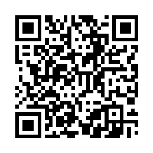 李毅随手拿起最上面的一叠资料翻看二维码生成