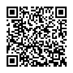 李燕目光看向萧暧暧和别雪的眼神带着一缕怨恨二维码生成