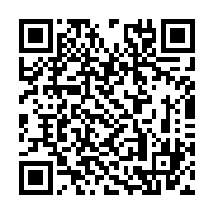 李环堂及徐堂然的两名亲信从徐堂然左右擦身而过二维码生成