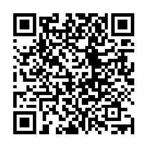 李诚信看了一眼被称为阿晴的女营业员眉头微微一皱道二维码生成