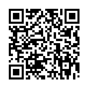 李青瞳正在我们正南方的一座房子里二维码生成