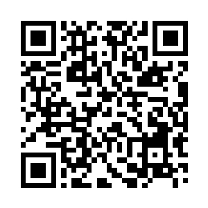 来到已经痛苦得快要挺不住的南寻风身边二维码生成