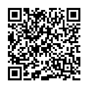 来到这里以后他才发现这个部落跟巨人族有很大的不同二维码生成