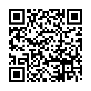 杨牧野看着浑身散发出悲愤气息的夏天萌二维码生成