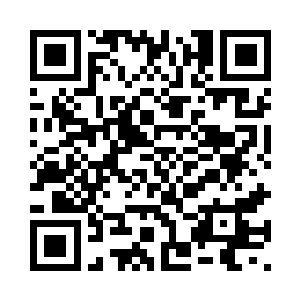 杨辰发现下面还是白雾缭绕的雪山二维码生成