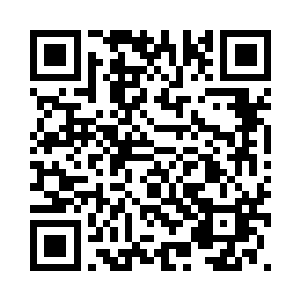 林何伸出手轻轻抹去她脸上的眼泪二维码生成