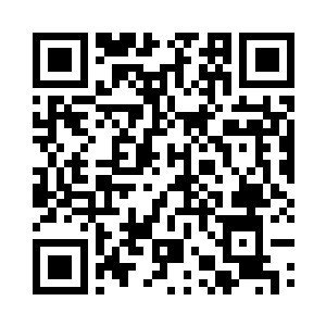 林思伊仔细的看了一眼被卡在车里的人二维码生成