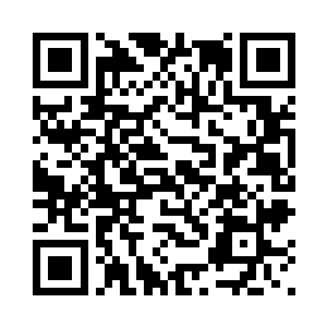 林诗音看到对面的唐彦忠和唐玥时二维码生成