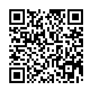 林锐把桌上的一个红木盒子推向了刘易斯二维码生成