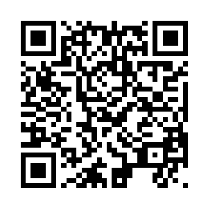柯南的枪口位置顺着他的头皮滑了过去二维码生成
