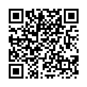 柳一清望着许紫烟手中的九品顶级符箓二维码生成