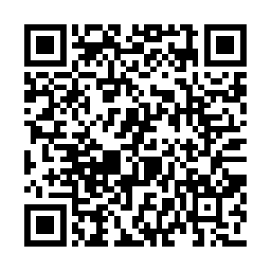 柳牧青看到我一个人过来有点惊讶地瞪大了眼睛二维码生成