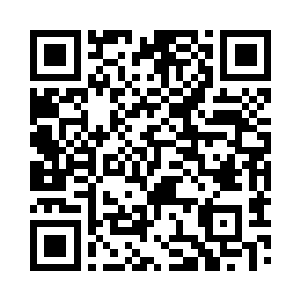 根本不奢望能够砍中那位行踪鬼魅的女子二维码生成