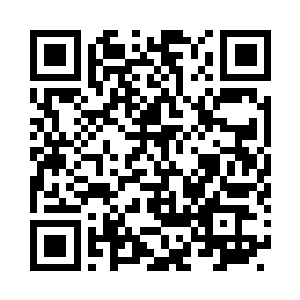 梅新展主动向方炎伸出自己柔嫩光滑的小手二维码生成