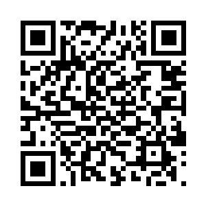 梅迪尔丽的额头也抹过一层薄薄的汗水二维码生成