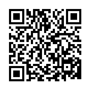 梓箐压根就不理会斜倚在魔毯上的怡茱二维码生成