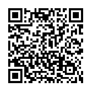 梓箐啪啪打了两巴掌……嫌恶地用纸巾擦了擦手二维码生成
