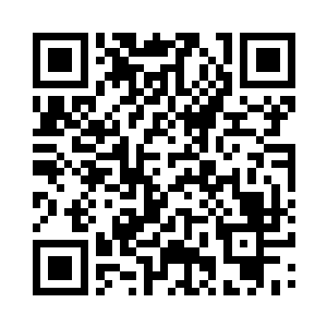 梓箐老老实实地将已经脱粒的稻草扎捆二维码生成