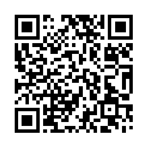 梨花带雨的江雨晴就站在纪修宸身旁二维码生成