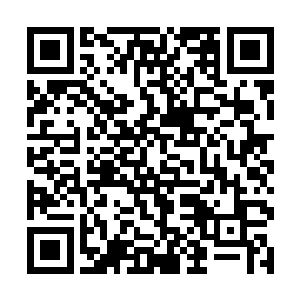 楚旬终于确定了那块异石中的熟悉气息是来自于何方二维码生成