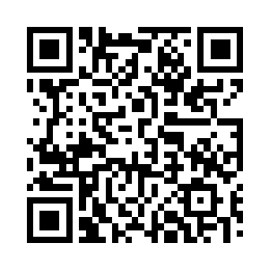 正在为工人们打菜的身影瞬间吸引他的目光二维码生成