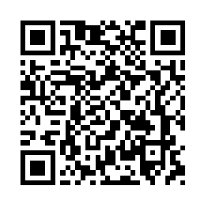 正在战斗的二人没想到被禁锢住的少年这么狠二维码生成