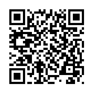 正在施术的宝镜像被人扼住了脖子二维码生成