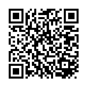 正在颇有兴致的打量着眼前的这具金属傀儡二维码生成