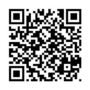 正当队员们都懒洋洋地靠倒在椅子上时二维码生成