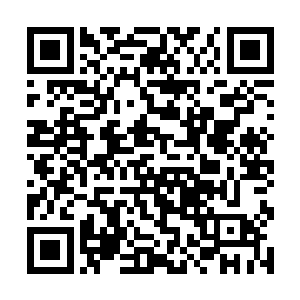 正有一股根本就不受他控制的力量想要冲破他的桎梏二维码生成