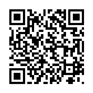 正用一种极为怪异的眼神看着何非凡二维码生成