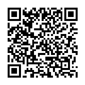 正绞尽脑汁地想着如何在现场还原电影中的一幕二维码生成