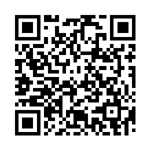 正走在大街上的代离陡然听到一声怒喝二维码生成