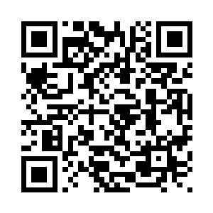 正跟自己的朋友小鹿一同的打篮球二维码生成