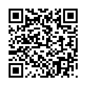 此刻正隐藏在他视线无法企及的地方二维码生成