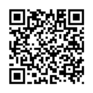 此刻的他得意洋洋的抓着苏落胳膊二维码生成