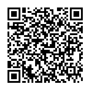 此时仍然站着的那些人都感觉到自己的身上仿佛压着一座大山一般二维码生成