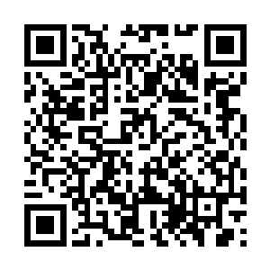 此时他正领着麾下在曹军的人丛内杀出了一条血路二维码生成