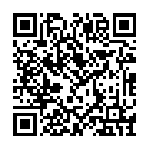 此时他见到穆扬灵和李菁华自然也没多少好脸色二维码生成