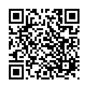 此时只剩下了坐在贵宾席上的六个人二维码生成