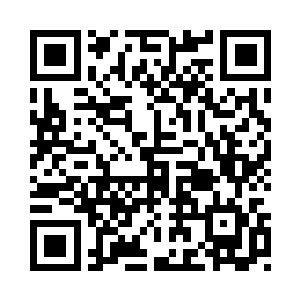 此时她已经将脸上的而纱给去掉了二维码生成