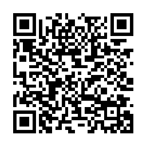 此时朝着东方的天空中还传来阵阵悠扬的丝竹仙乐二维码生成