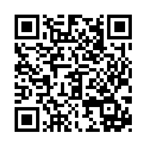此时疯人谷的那些人也全都是开始后退二维码生成