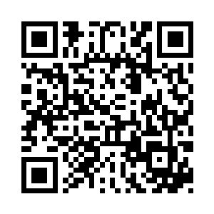 此时跟在后面的那些佣兵们都不敢靠近二维码生成