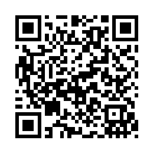 殷勤地带着客户进了展厅……让我意外的是二维码生成