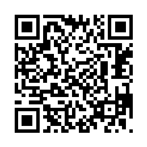 毕竟她们的一举一动牵扯了太多的人了二维码生成