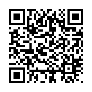 毫不犹豫瞄准了金牙老大的心脏开枪二维码生成