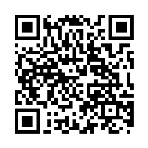 毫不留情的将匕首刺入黑衣人的腹部二维码生成