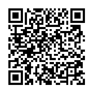 毫无疑问与之前在雾都博物馆留下的那张预告函二维码生成